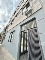 bán nhà 3 tầng 3 mê mới cứng , 4 phòng ngủ full nội thất mua vào chỉ việc ỏ hoặc cho thuê