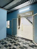 hàng siêu hiếm - nhà 2 tầng sân thượng quốc lộ 13, thủ đức, giá chỉ 2,75 tỷ, sổ hồng riêng