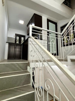 siêu phẩm lõi đống đa ngõ phố tôn đức thắng 4 tầng- 15m2-2,1 tỷ- sân chờ 100 xe máy