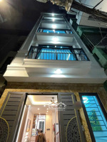 bán nhà vĩnh phúc, 37m2x6 tầng, thang máy, lô góc, vài bước ra phố. 11.9 tỷ