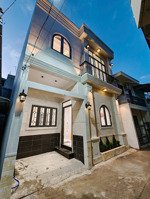 bán nhà lầu kiến trúc tây âu sang trọng full nội thất cách bờ kè hùng vương chỉ 50m