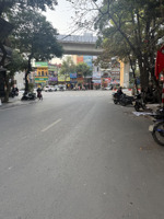 bán nhà lý thường kiệt hà đông.nhà 5 tầng ô thang máy.nhà đẹp đón tết. giá hơn 11 tỷ