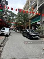 bán nhà pháo đài láng ô tô tránh, vỉa hè, kinh doanh, sát phố 137m2 x 5t x mt 8m giá 420tr/m2 tl