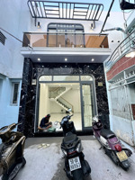 mua bán nhà quận 4, 2 tầng, 57m2 đất, nhà xây full, 3 phòng và 4 toilet, phường xóm chiếu !