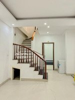 hiếm! xuân thủy nhà dòng tiền 7 phòng, 35m2 chỉ 6.9 tỷ. nhà mới, ở ngay, gần ô tô, dân xây, sổ đẹp