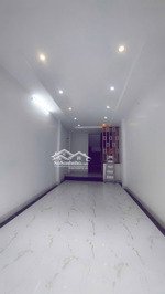 bán nhà siêu phẩm - mặt phố - nhà đẹp ở ngay- thông sàn - tầm tiền hiếm - kinh doanh đỉnh