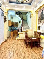 bán nhanh nhà nguyễn khang - cầu giấy . dt: 30m2 x 5 tầng, ô tô cách 15m, giá 9,69 tỷ