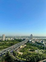 chính chủ gửi bán căn hộ góc hoa hậu tòa r2 dự án sunshine riverside tây hồ/lh:0963004885