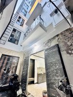 bán gấp - tòa chdv khúc thừa dụ - cầu giấy 45m2 - 11 phòng full đồ - 2 thoáng - gần ôtô - hơn 13 tỷ