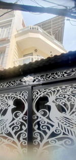 bán nhà đẹp căn góc thông đường dương bá trạc p2 q8