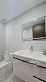 cho thuê căn hộ penthouse 168m2, 2 ngủ khép kín. nội thất cao cấp. vào ở ngay