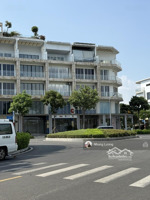 nhà phố sala thủ thiêm 2 mặt tiền, full văn phòng, có hầm ô tô, diện tích lớn 480m²