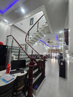 nhà mặt tiền đường, phước bình , 2 tầng 100m2, xe hơi đậu ngày đêm, nhỉnh 9 tỷ