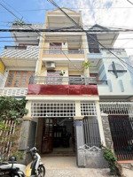 bán căn nhà 4 tầng ngay chợ vĩnh hải cách biển 900m giá rẻ