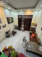 BÁN NHÀ MẶT NGÕ CỰ LỘC, 40M2 X 5 TẦNG TỰ XÂY CHẮC CHẮN, NGÕ THÔNG, SỔ VUÔNG NỞ HẬU NHẸ