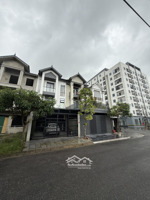 bán nhà 3 tầng dự án yên hoà gần cây xăng đôi, sổ đỏ trao tay