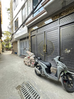 vài bước ra ô tô thông vòng quanh, dt 52m2*5t, mt 4,5m, 30m ra ô tô tránh, chỉ 9,6 tỷ