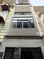 nhà 3 tầng- đường trước nhà 4m- nhà mới vào ở ngay- đ. đoàn văn bơ- phường 14- quận 4.-