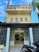 vợ chồng chị hà cần bán gấp căn nhà bình chánh , hỗ trợ góp dài hạn