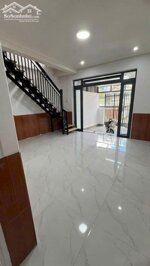 Nhà Mặt Tiền Gần Hồ Xuân Hương – Giá Chỉ 7.9 Tỷ