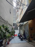 nhà hiếm văn cao ba đình, 57m x 5 tầng, trước nhà rộng giá chào chưa đến 16 tỷ