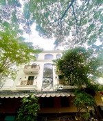 bán 2 căn lô góc, 3 mặt tiền đường chính, đối diện công viên kdc đông thủ thiêm p. bình trưng