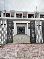 Nhà Lầu Ngay Gần Cây Xăng Thạnh Phú chỉ 650 Triệu Sở Hữu Ngay