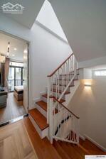 PHÚ NHUẬN- VỊ TRÍ TRUNG TÂM -HẺM XE HƠI- 4 TẦNG- 5Pn MỚI ĐẸP - GIÁP HUỲNH VĂN BÁNH - VÀO Ở NGAY -10.1 TỈ