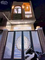 Nhà trệt lầu xây mới Full nội thất - Hẻm 11 Nguyễn Văn Linh - Gần bệnh viện đa khoa Trung Ương Cần Thơ