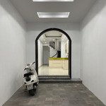 nhà phố nhật chiêu, tây hồ, cách hồ tây 50m. ở hoặc làm homestay đều đẹp