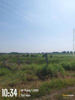 kẹt tiền bán gấp lô đất 512m2, gần đường bến than. cách chợ tân thạnh đông 3p chạy xe. 