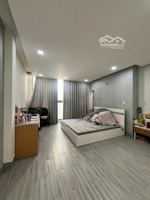 siêu phẩm quận 10, 56m2, 4 tầng, 4pn, 2 sân thượng, hồ thủy lực thư giãn, 1 căn ra mt, chỉ 8.8 tỷ