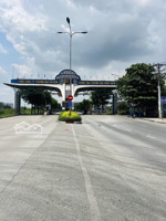 giá : 7 tỷ 900 ( tl ) ( 5 x 22 ) đất mt đường số p.bình đông q.8