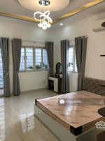 nhà căn góc trần phú, quận 5 - ngang 5,1m hiếm, sát mặt tiền, 7pn, thu nhập 400tr/năm - giá 9,29 tỷ