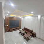 hoa lâm việt hưng nhà mới 6 tầng diện tích 40 mét giá 6,86 tỷ ,không quy hoạch