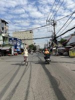 bán gấp nhà mặt tiền phạm văn bạch - tân bình, đường rộng 23m vị trí kinh doanh đắc địa