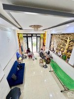 nhà đẹp 5pn - xe hơi vô nhà - ngay chợ bình trị đông sát đ. tên lửa - bxm. tây