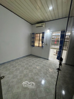 nhà 1 trệt lầu hoàn cồng đủ - sát ga metro - hẻm xe hơi đỗ cửa - tiềm năng tăng giá