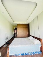 siêu phẩm mai dịch 70m2 7 tầng thang máy 2 mặt tiền view vĩnh viễn kinh doanh sầm uất.