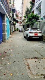 bán nhà 4 tầng, xe hơi ngủ trong nhà, nội thất cao cấp, gần st emart 2