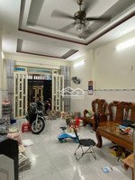 chính chủ bén nhà ngay aoen tân phú, 3tầng đúc thật, 4x16m, oto vô nhà