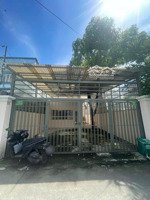 7 tỷ 300 nhà 136m2 ngang 6,5m, hxh 6m, liền kề quận 7