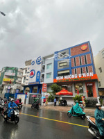 bán nhà góc 2 mặt tiền cách mạng tháng 8 - dt: 18 x 45m - hầm + 4 lầu - giá bán: 160 tỷ tl