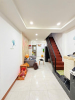 bán nhà 3 tầng đường tô hiến thành phường 12 quận 10