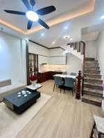 vip - ngọc khánh - ba đình, 40m ra oto, ba gác tránh, 35m* 5 tầng* mt 4m, full nội thất, giá 8,6 tỷ