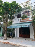 cho thuê nhà 2 tầng mt tân phú khu biển mân thái diện tích: 85m ngang 5m. nhà có 4pn, 2wc-ko n thất