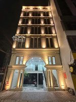 cho thuê thu 5 tỷ/năm chính chủ bán tòa nhà apartment ba đình - văn cao sát thụy khuê, 300m2*8t*9mt