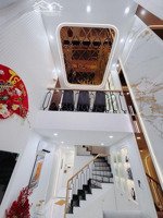 đẹp xuất sắc vừa ở vừa kinh doanh phạm văn hai - 36m2 - 5 tầng - đường 12m có lề đường - chỉ 9.5 tỷ