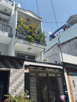 nhà 3 tầng - hẻm 6m thông cách mạng tháng 8 - đầu tư dòng tiền 15 triệu/th