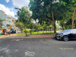 ngay công viên !!! đất đẹp khu tên lửa 4 x 21,3m xây 3,5 tấm - sau lưng chung cư moonlight